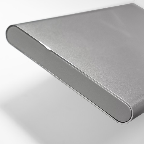 Универсальный аккумулятор Al 4 (4000 мАч), серебристый, 11х6.9х0,98 см Универсальный аккумулятор Al 4 (4000 мАч), серебристый, 11х6.9х0,98 см