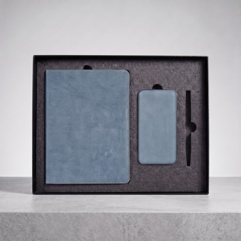 Набор подарочный  EMBER: ежедневник и power bank в коробке  с ложементом
