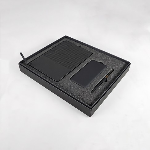 Набор подарочный RIFF: ежедневник, ручка и power bank в коробке  с ложементом