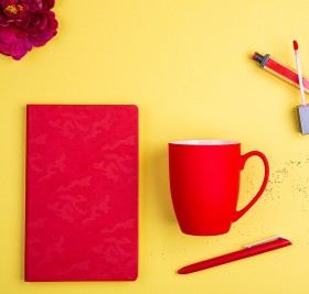 Набор подарочный RUBY BABE: бизнес-блокнот, ручка, кружка, коробка, стружка, красный