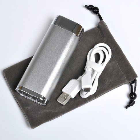 Универсальный аккумулятор 