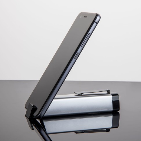 Универсальный аккумулятор 