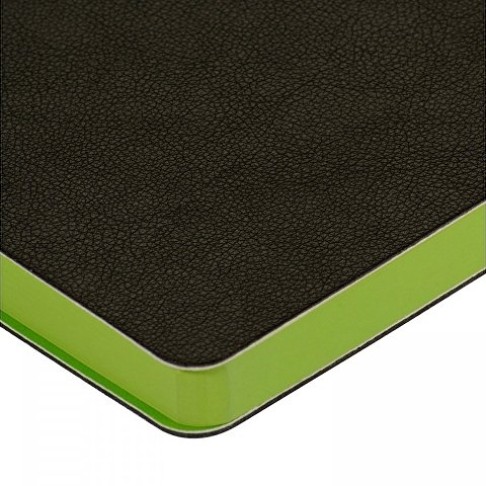 Ежедневник недатированный А5 «Boston», черный (обрез зеленое яблоко)