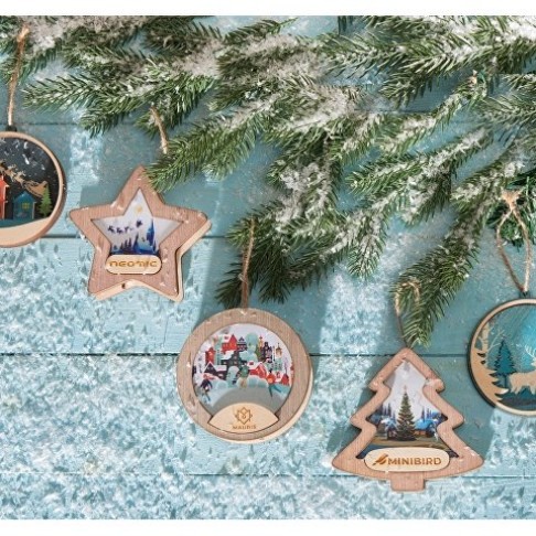 Подвеска деревянная многослойная «Рождественская встреча»