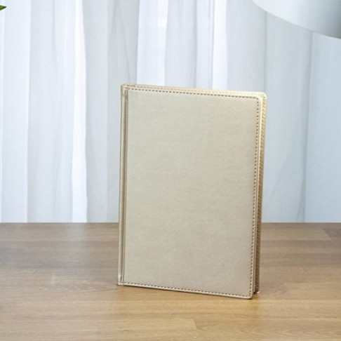 Ежедневник недатированный А5 «Velvet», золотой
