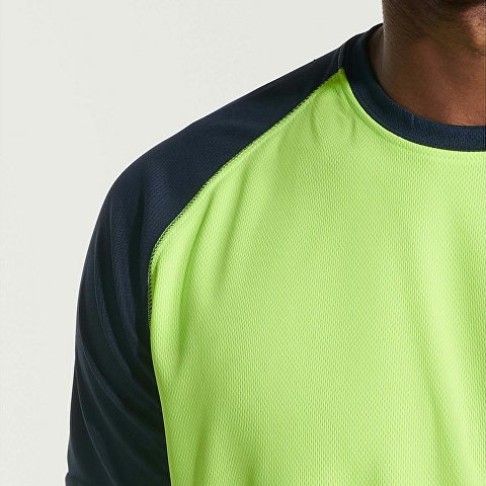 Спортивная футболка 