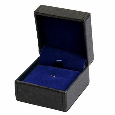 Кожаная подарочная упаковка  G01-BK. Черный цвет, с синим ложементом.